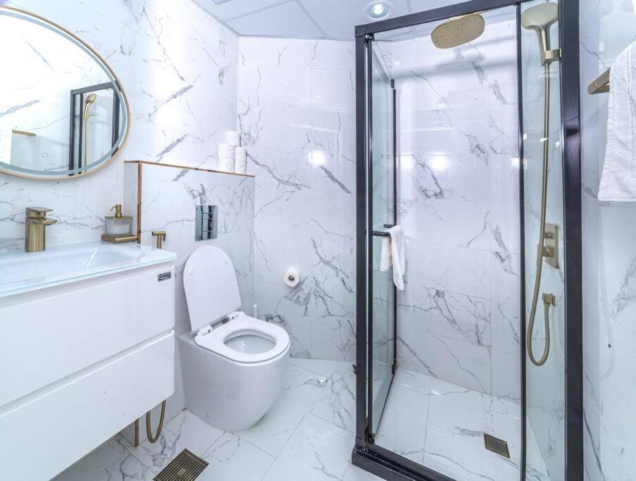 Luxury 2 Bedroom Apartment In Dubai Marina & Jbr Beach Eksteriør bilde